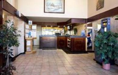 Travelodge By Wyndham Airport